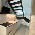 S Vyhladom Na Jazero